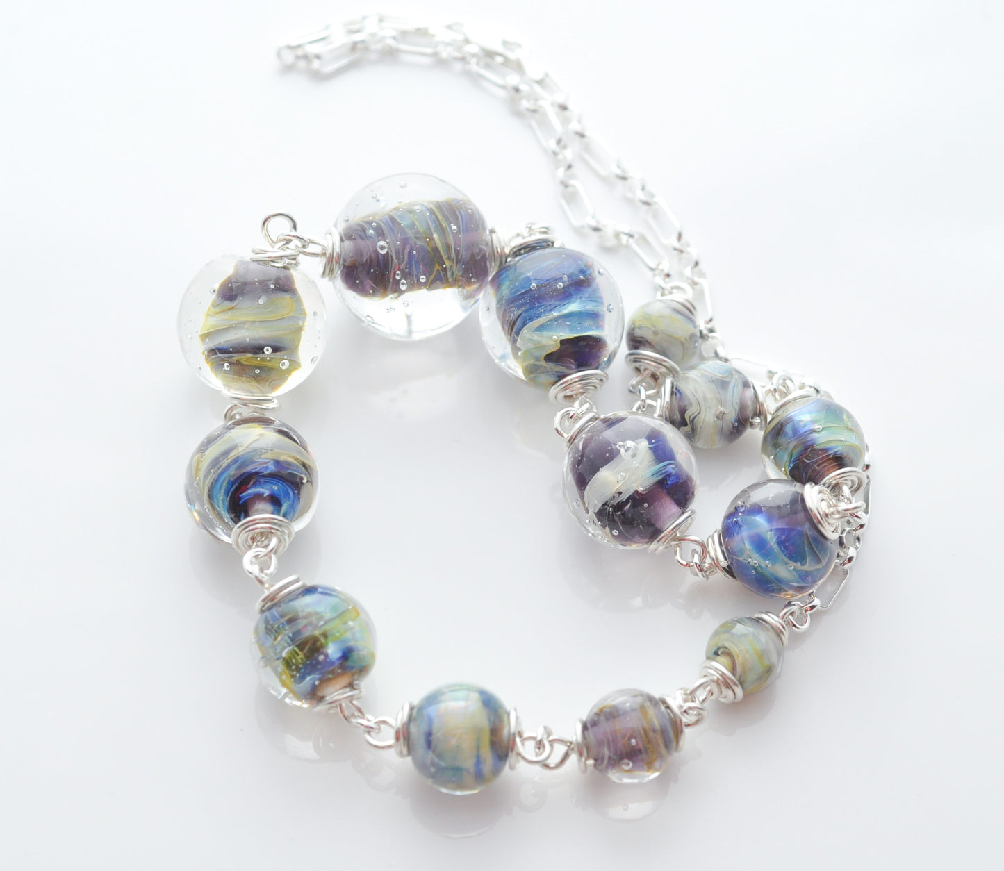 Graduated necklace: Khaos