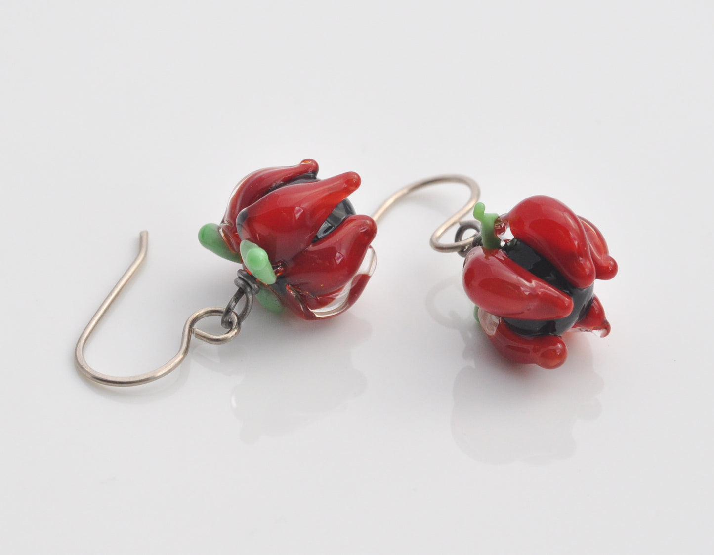 Earrings: Lily drops