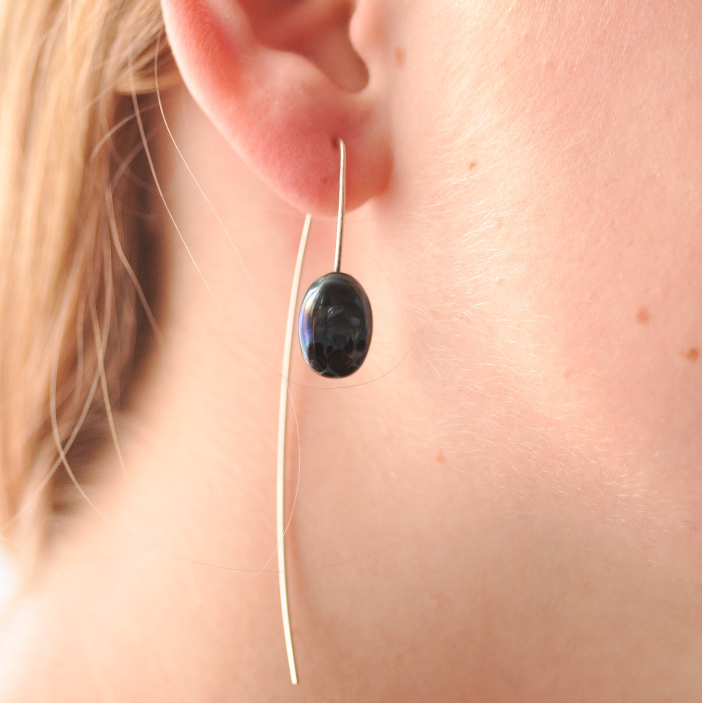 Earrings: Large hook (tabs)