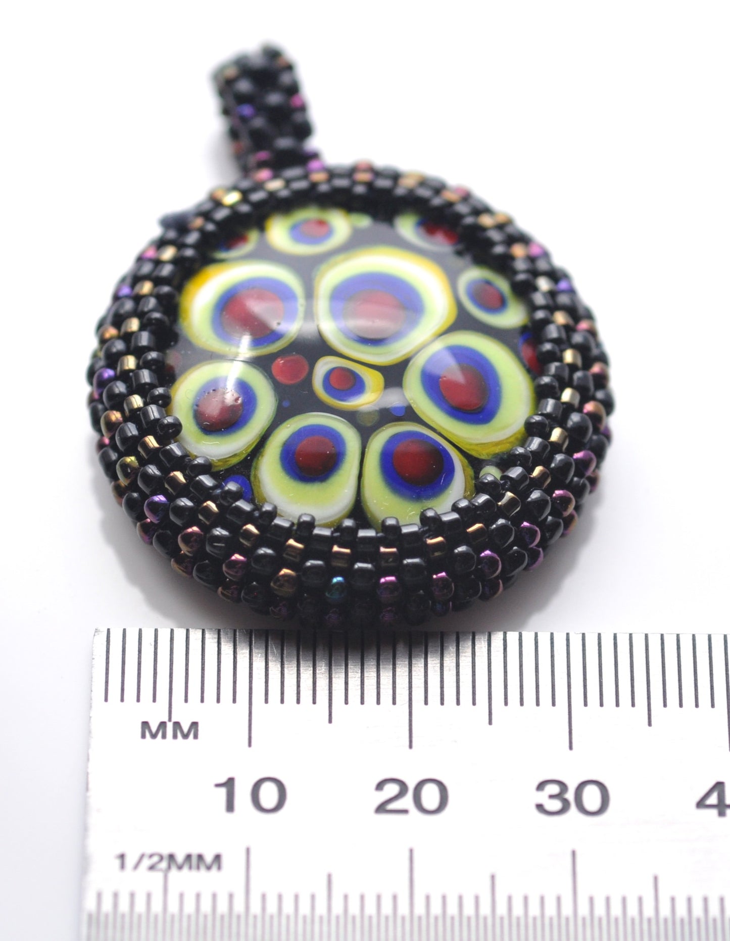 Bead-weave pendant