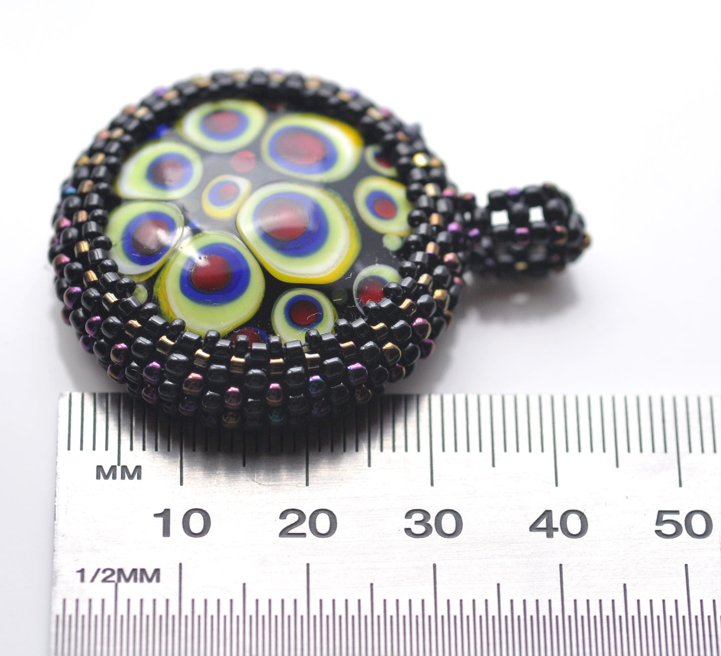 Bead-weave pendant