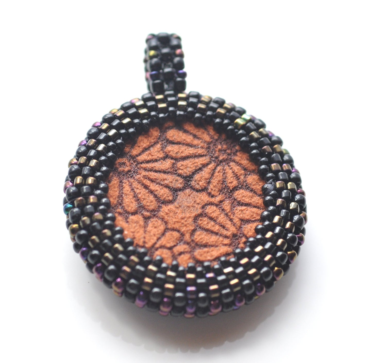 Bead-weave pendant